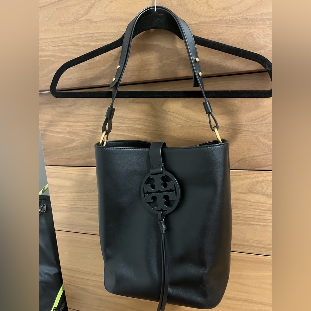 Tory Burch Miller bucket